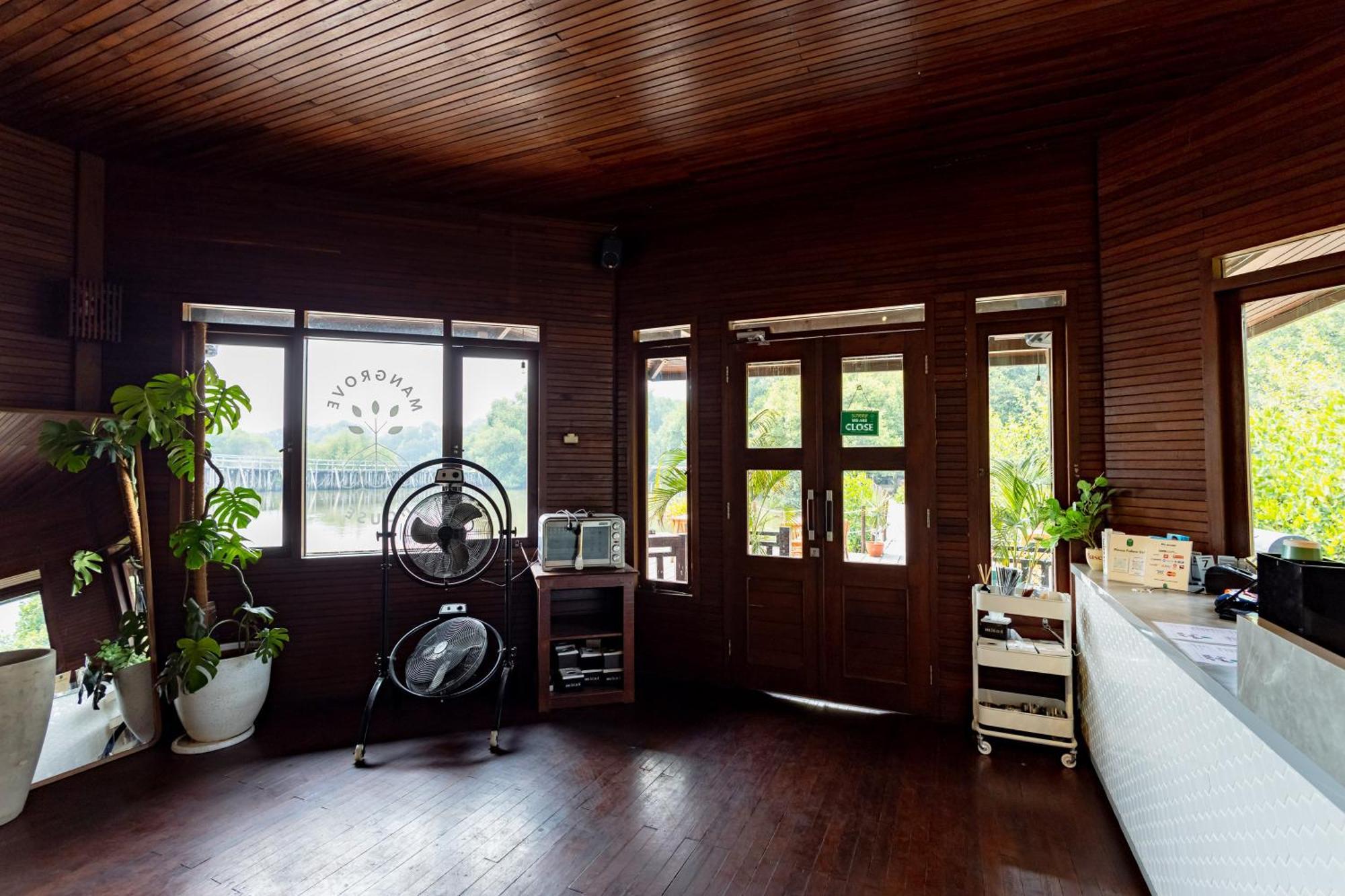 Reddoorz Resort @ Taman Wisata Mangrove Jakarta Exterior foto